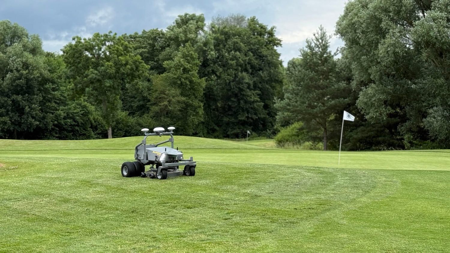 What Features to Look for in a Robot Mower